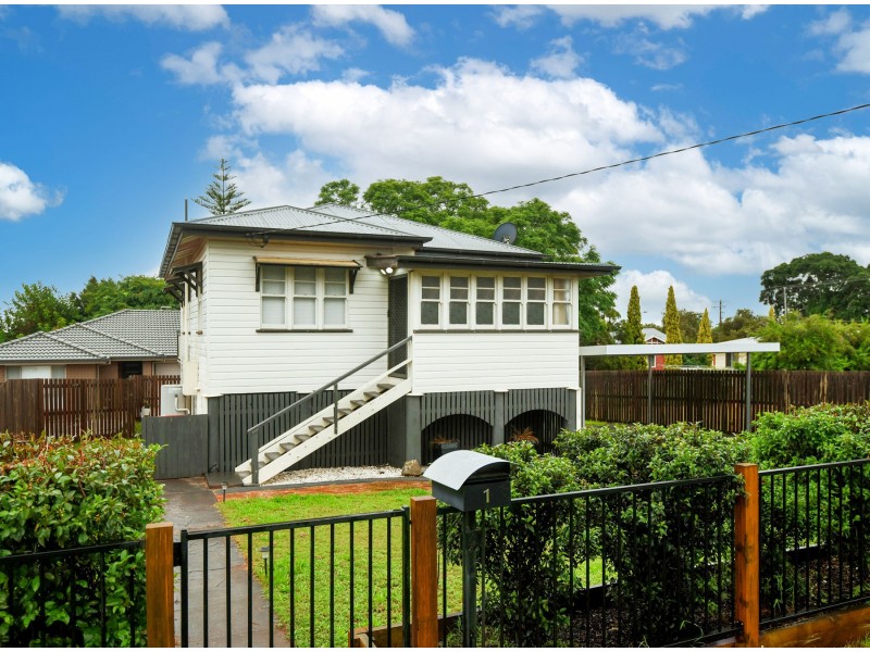 1 Weetwood Street, Newtown QLD 4350
