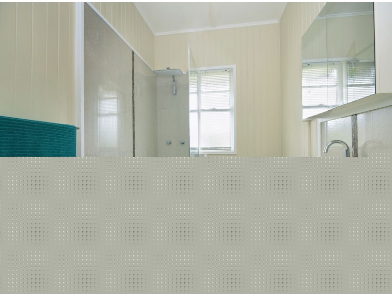 1 Weetwood Street, Newtown QLD 4350