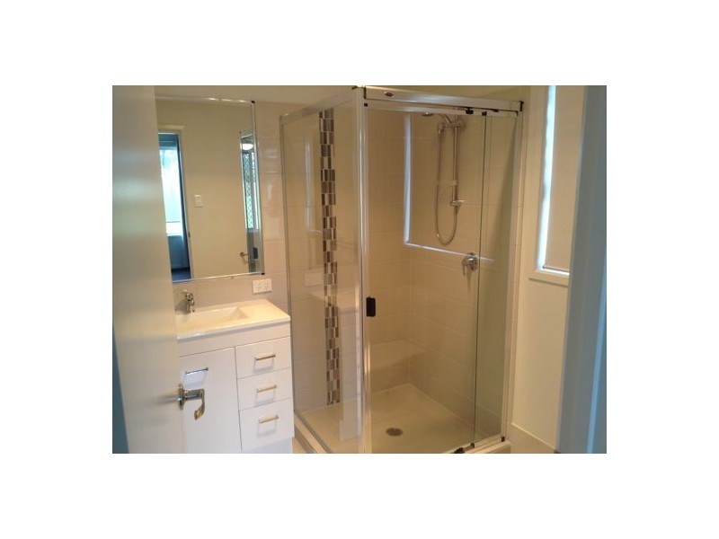 13 Railway Street, Wyreema QLD 4352