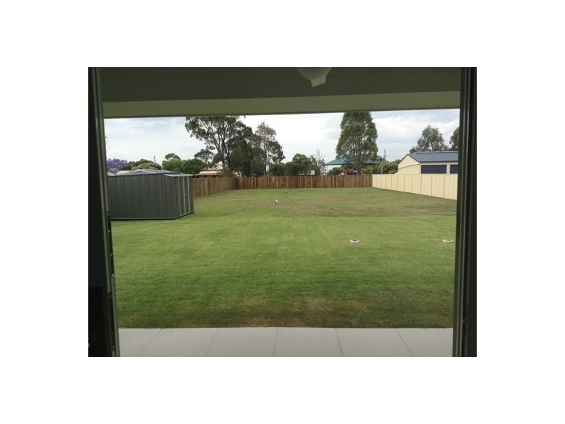 13 Railway Street, Wyreema QLD 4352