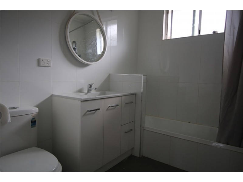 22 Goodwood Street, Newtown QLD 4350