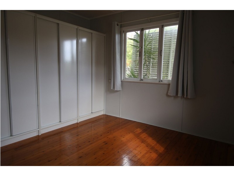 22 Goodwood Street, Newtown QLD 4350