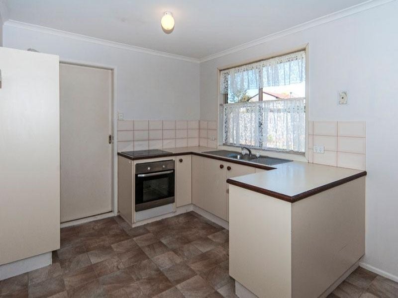 285 Greenwattle Street, Cranley QLD 4350