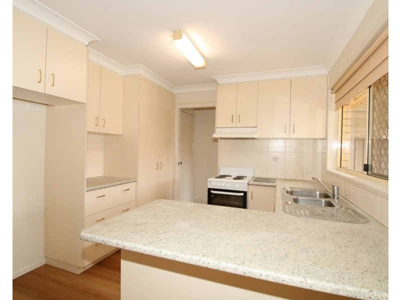 2/20 Anita Drive, Kearneys Spring QLD 4350