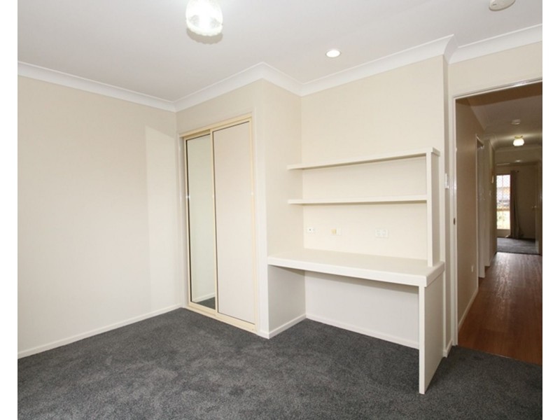 2/20 Anita Drive, Kearneys Spring QLD 4350