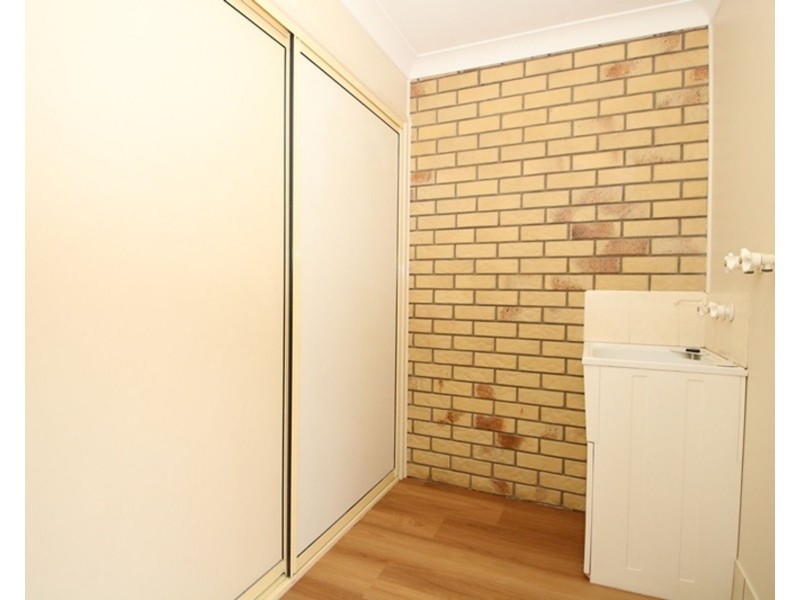 2/20 Anita Drive, Kearneys Spring QLD 4350