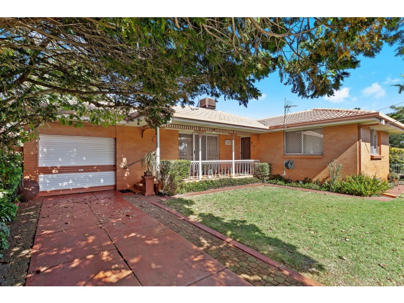 22 Merino Street, Harristown QLD 4350