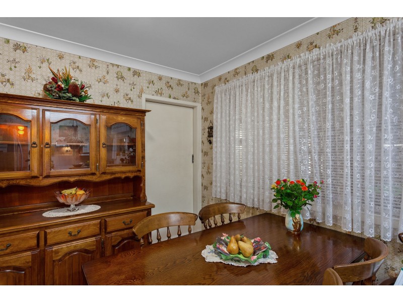 22 Merino Street, Harristown QLD 4350