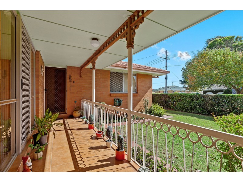 22 Merino Street, Harristown QLD 4350