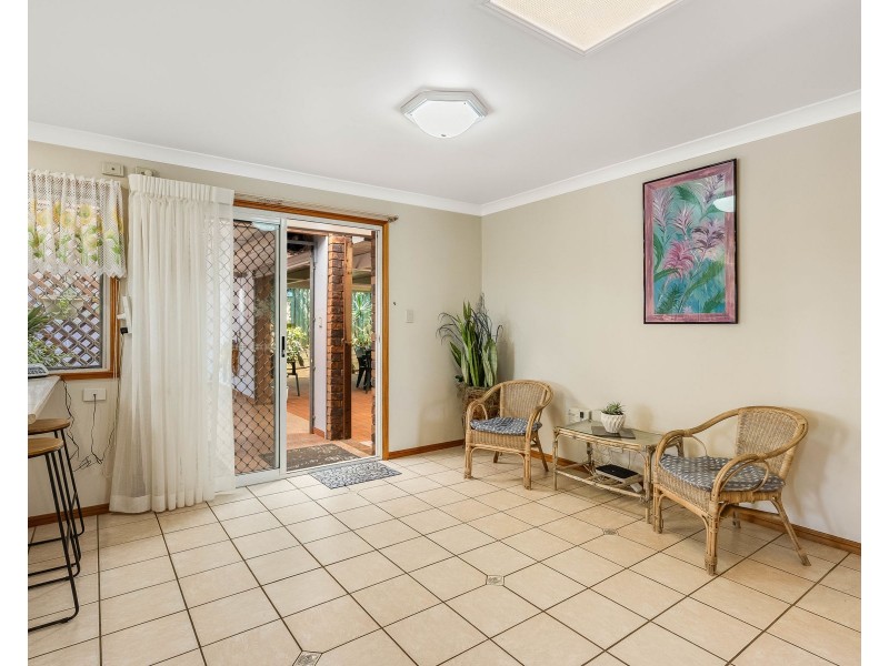 5 Kearney Street, Kearneys Spring QLD 4350