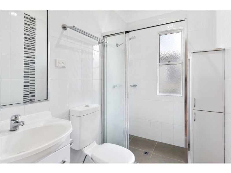 249 West Street, Harristown QLD 4350