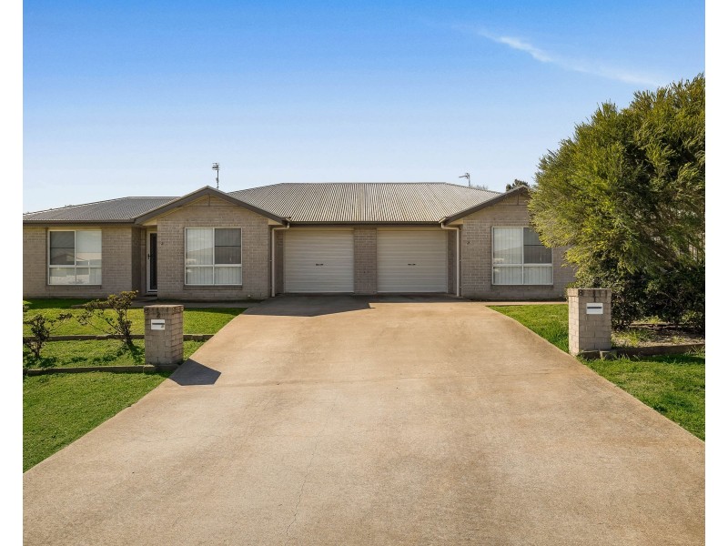 8 Camira Close, Harristown QLD 4350