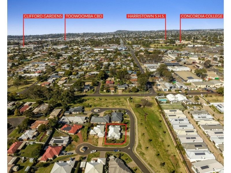 8 Camira Close, Harristown QLD 4350