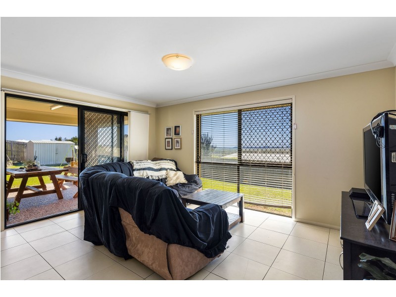 13 Edwin Street, Westbrook QLD 4350