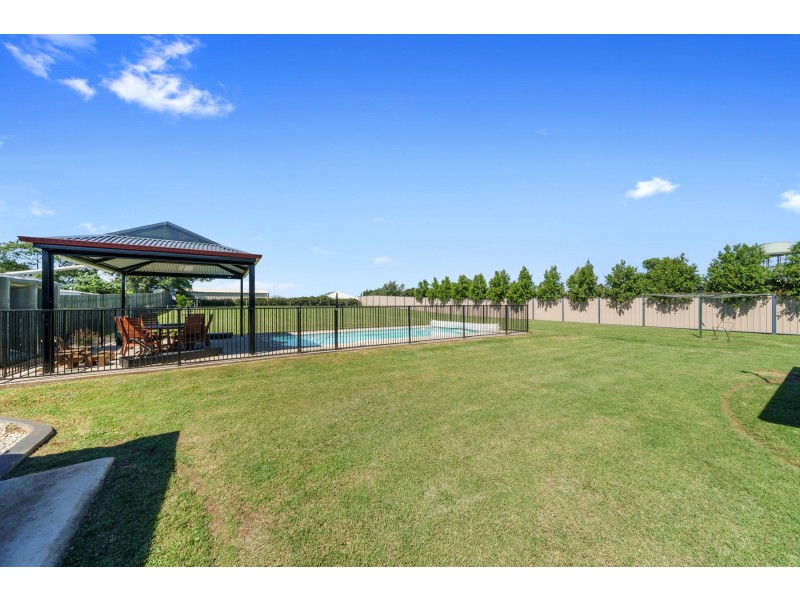 32 Wellington Street, Wyreema QLD 4352