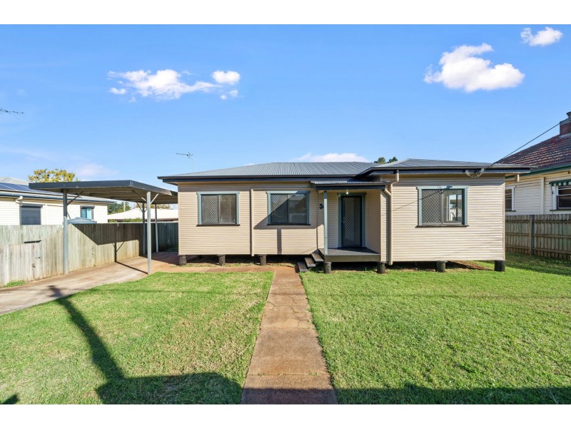 34 Glenvale Road, Harristown QLD 4350