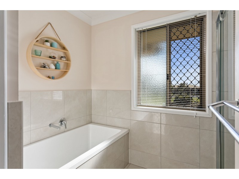 23 Ferguson Road, Westbrook QLD 4350