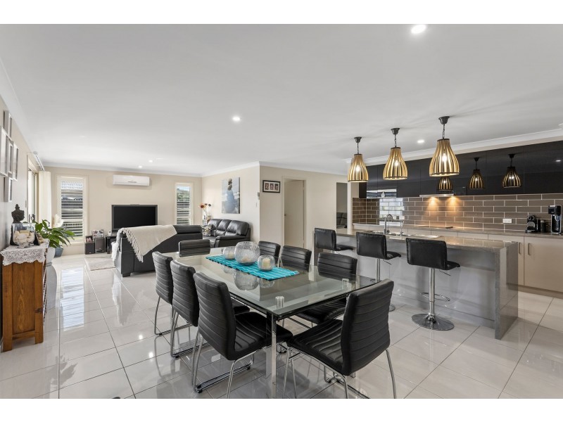 3 Gwenda Drive, Westbrook QLD 4350