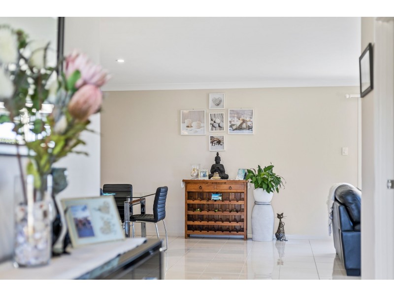 3 Gwenda Drive, Westbrook QLD 4350