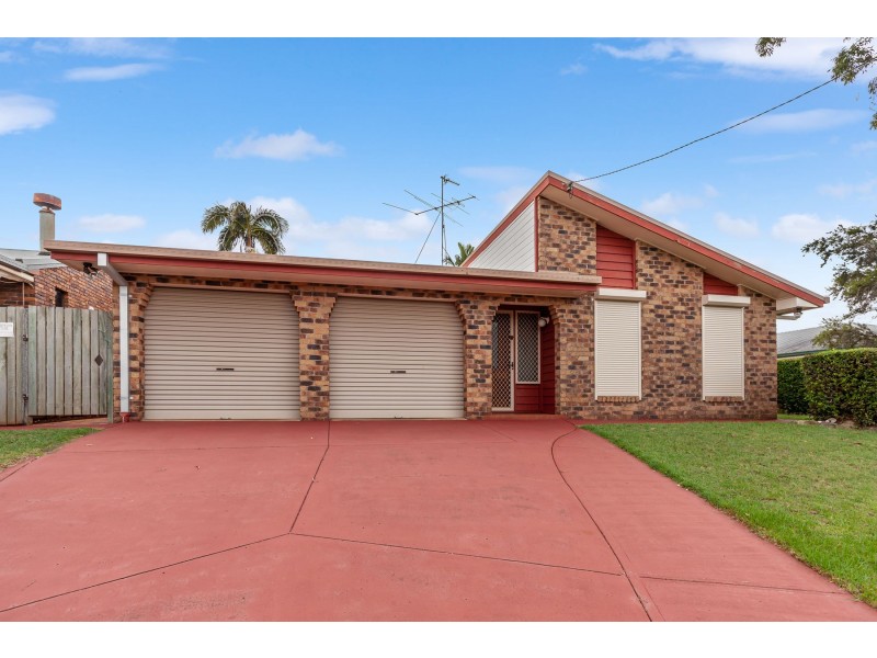 31 Amanda Drive, Centenary Heights QLD 4350