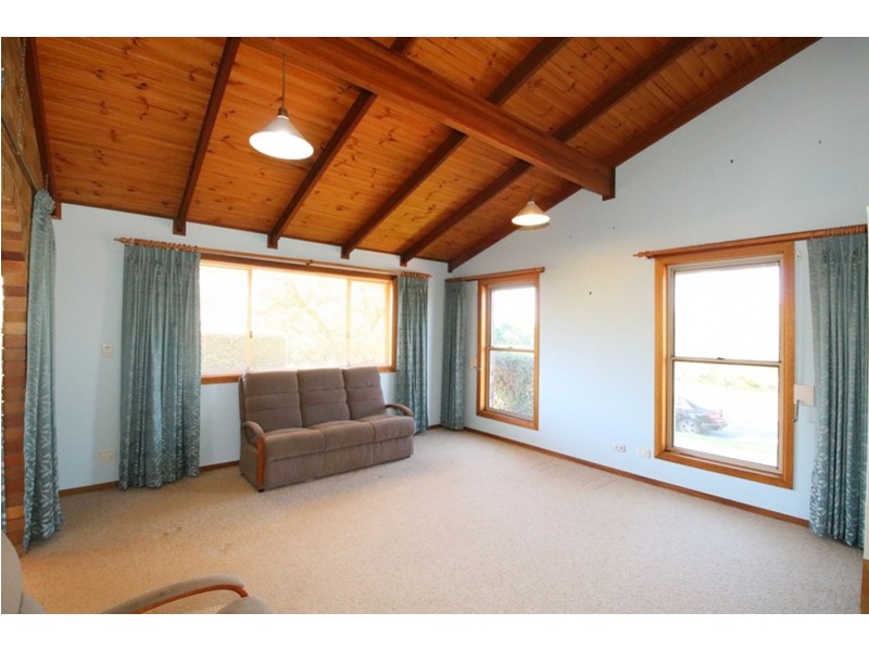 31 Amanda Drive, Centenary Heights QLD 4350