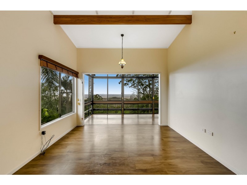 13 Murphys Creek Road, Blue Mountain Heights QLD 4350