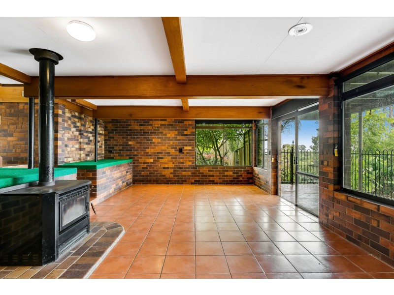 13 Murphys Creek Road, Blue Mountain Heights QLD 4350