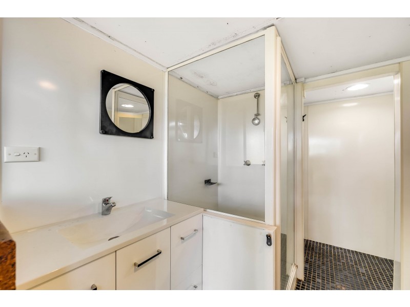 13 Murphys Creek Road, Blue Mountain Heights QLD 4350