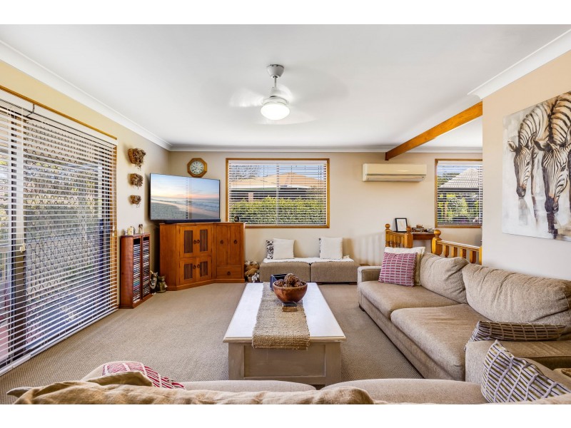 2 Ludgate Court, Rockville QLD 4350