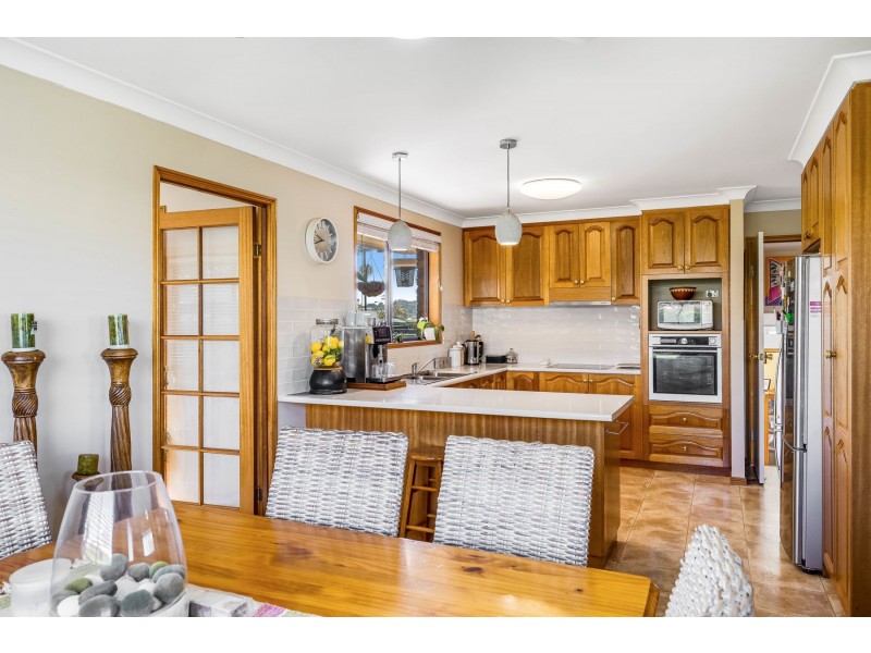 2 Ludgate Court, Rockville QLD 4350