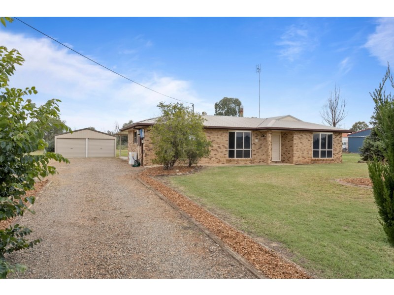 23 Perrin Road, Cambooya QLD 4358