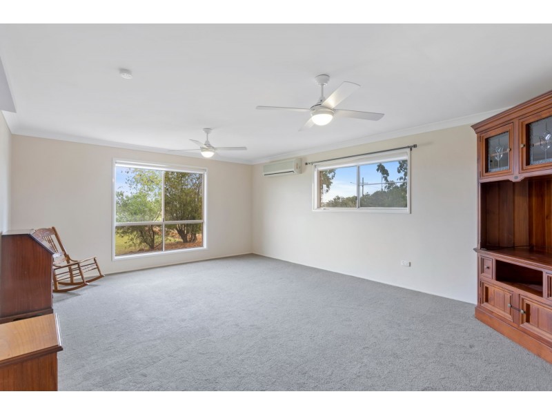 23 Perrin Road, Cambooya QLD 4358