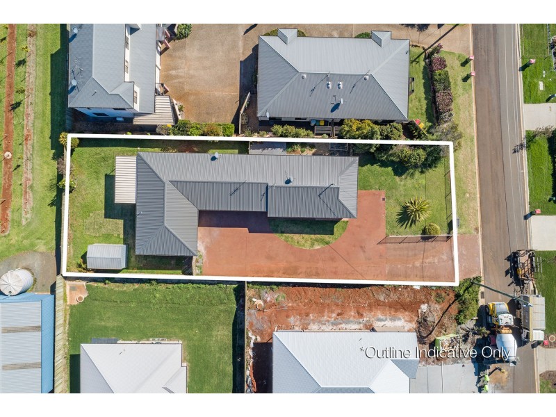 14 Pascoe Lane, Harlaxton QLD 4350