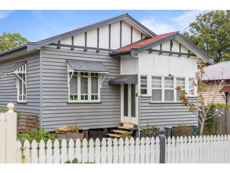 4 Stephen Street, South Toowoomba QLD 4350