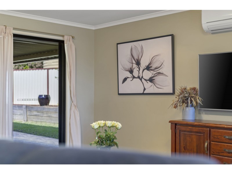 8 Shelley Court, Westbrook QLD 4350