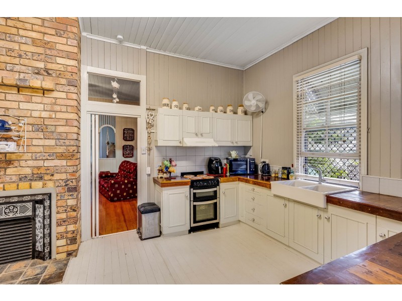 93 Lorrimer Street, Oakey QLD 4401