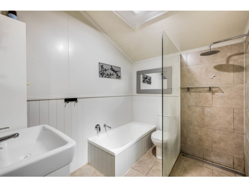 93 Lorrimer Street, Oakey QLD 4401