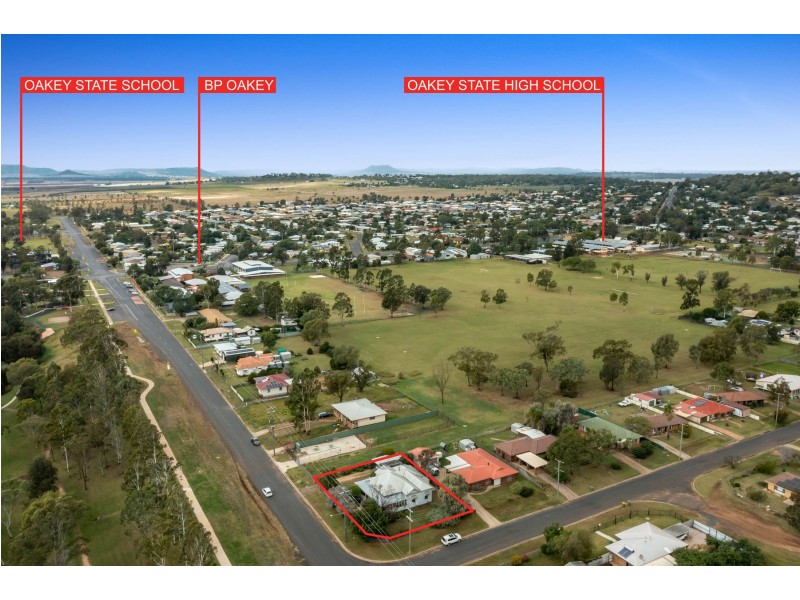 93 Lorrimer Street, Oakey QLD 4401