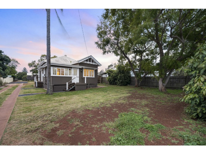 295 Alderley Street, South Toowoomba QLD 4350