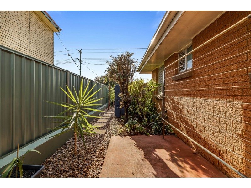 1/160 Drayton Road, Harristown QLD 4350