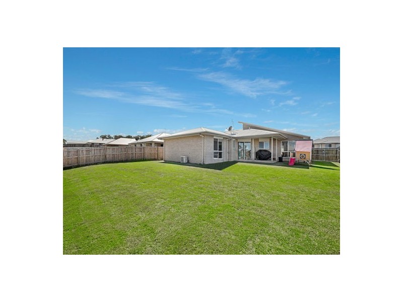 61 Edwin Street, Westbrook QLD 4350