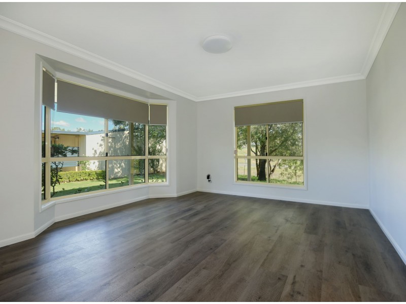 12 Andrews Court, Hodgson Vale QLD 4352