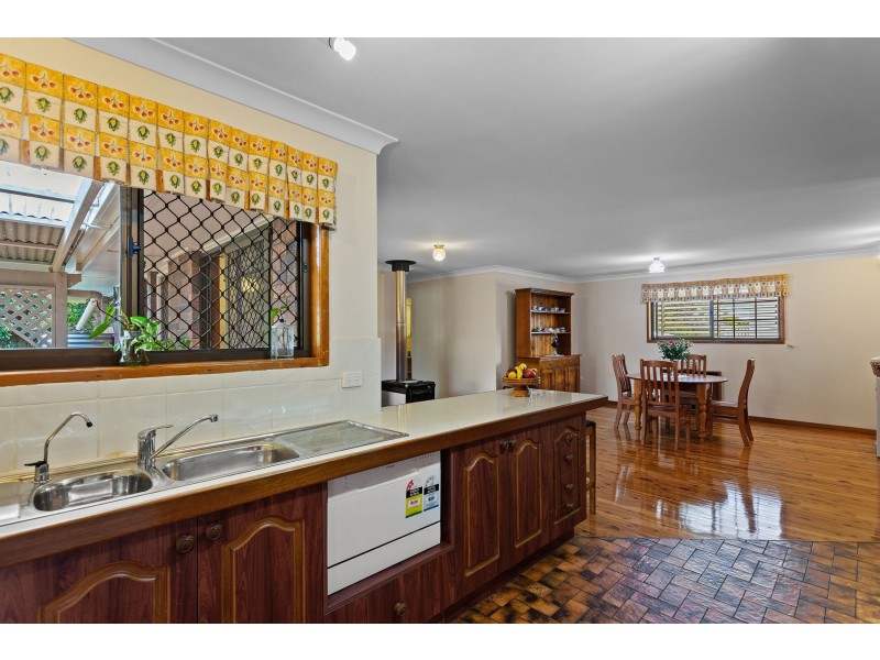 28 Boyett Street, Centenary Heights QLD 4350