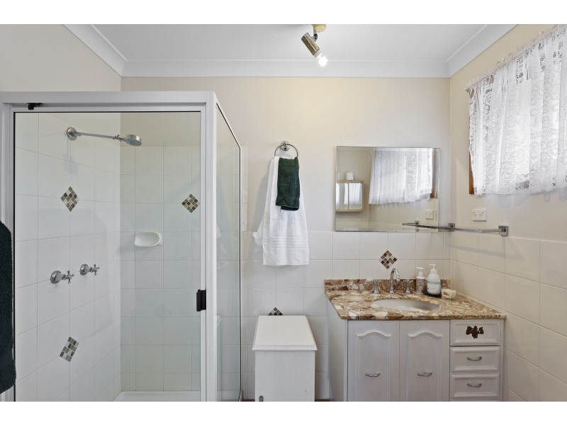 28 Boyett Street, Centenary Heights QLD 4350