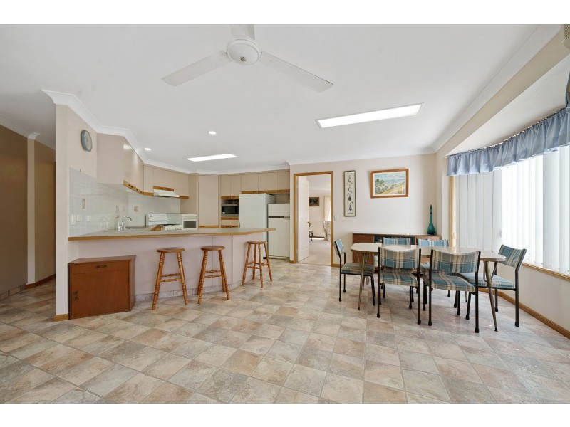 26 Halsworth Street, Cranley QLD 4350