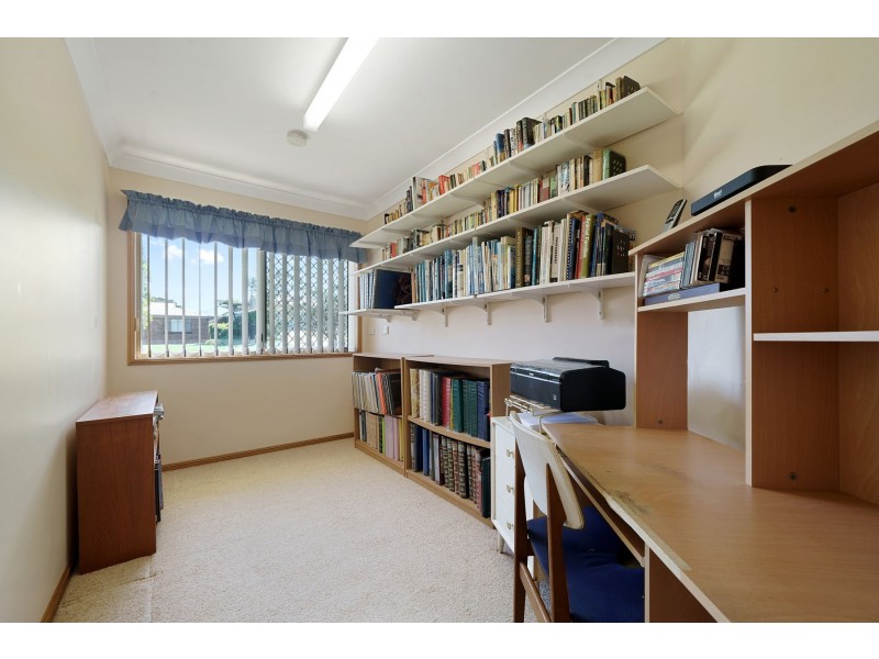26 Halsworth Street, Cranley QLD 4350