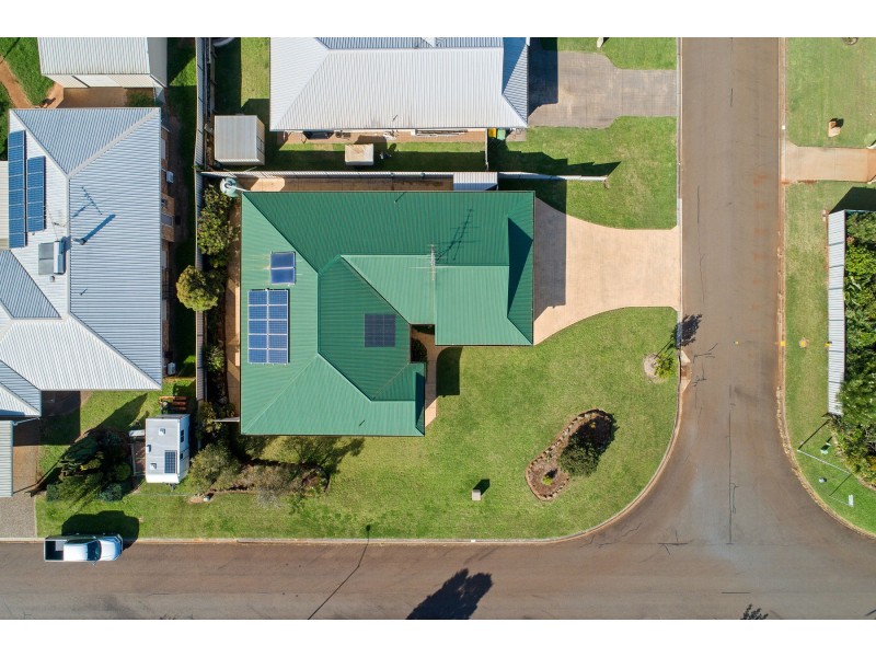 26 Halsworth Street, Cranley QLD 4350