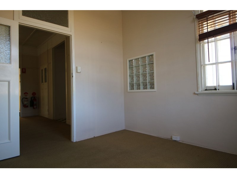 8 Royal Street, Toowoomba City QLD 4350