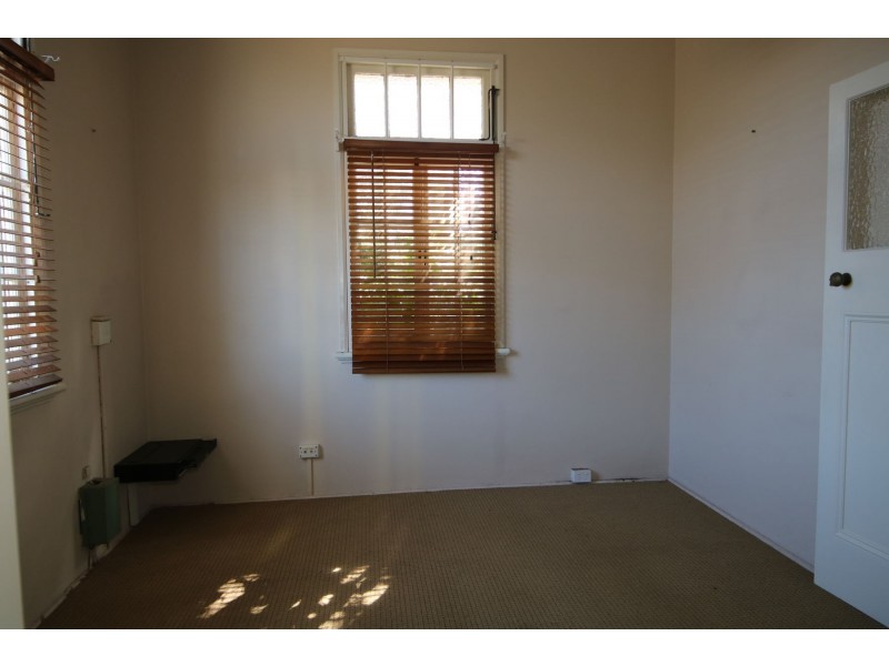 8 Royal Street, Toowoomba City QLD 4350