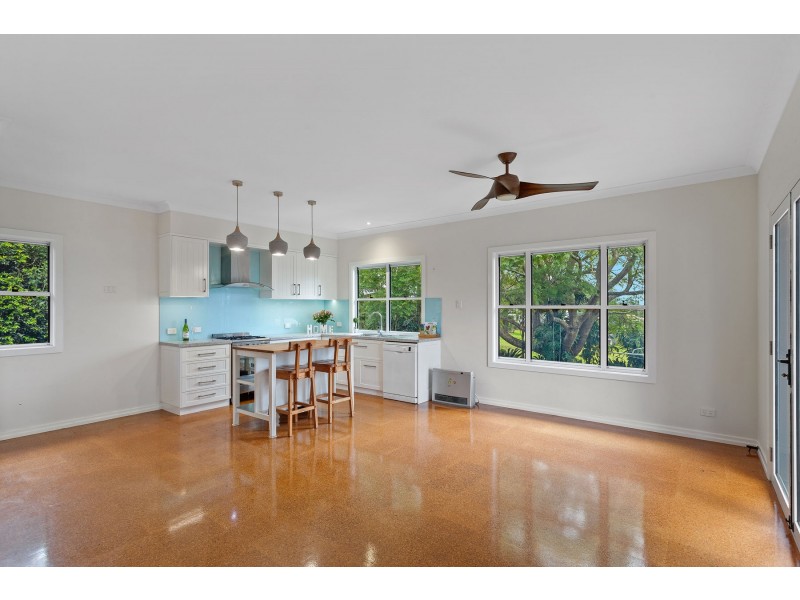 7 Garde Street, Centenary Heights QLD 4350